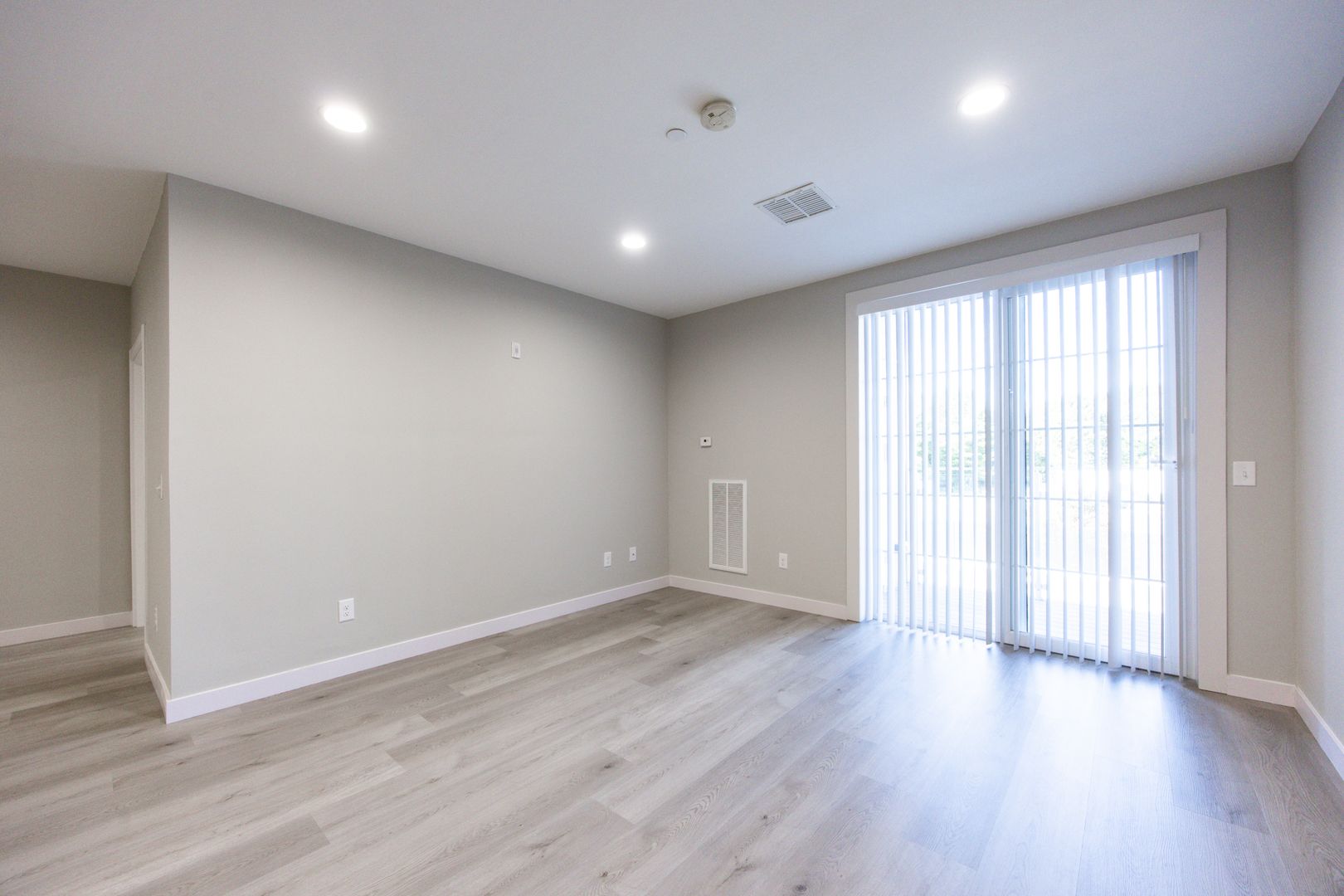 Franklin Apartment: 330 East Central Street