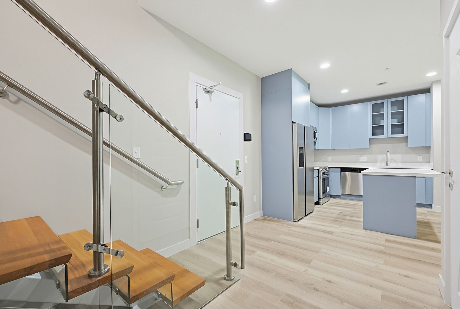 Franklin Apartment: 230 East Central Street