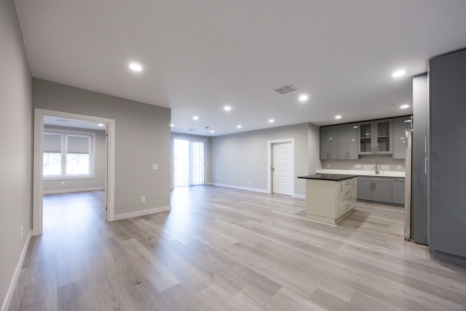 Franklin Apartment: 330 East Central Street