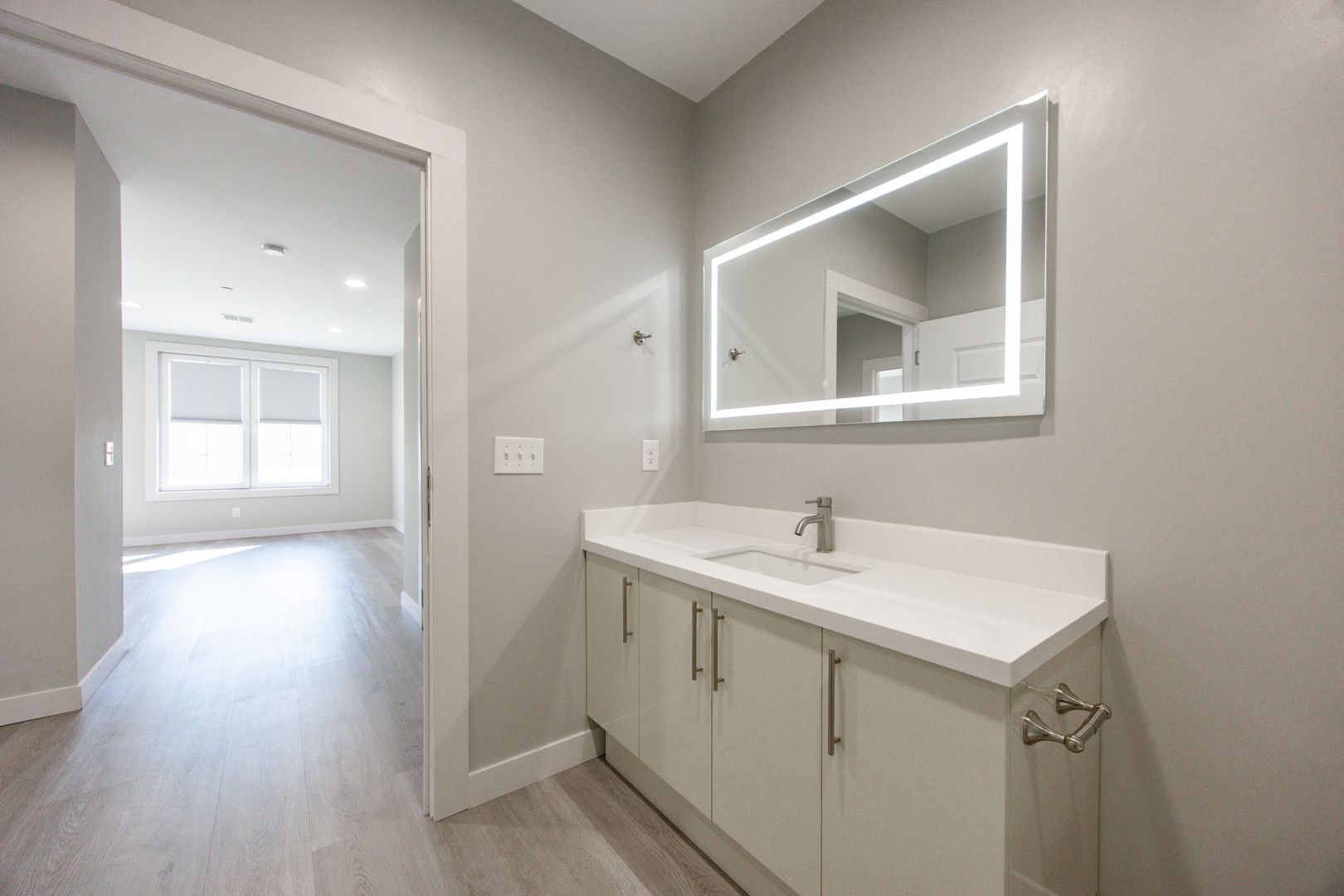 Franklin Apartment: 330 East Central Street