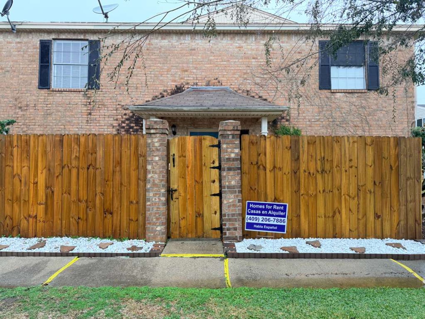 Beaumont House: 9252 Glen Meadow Ln