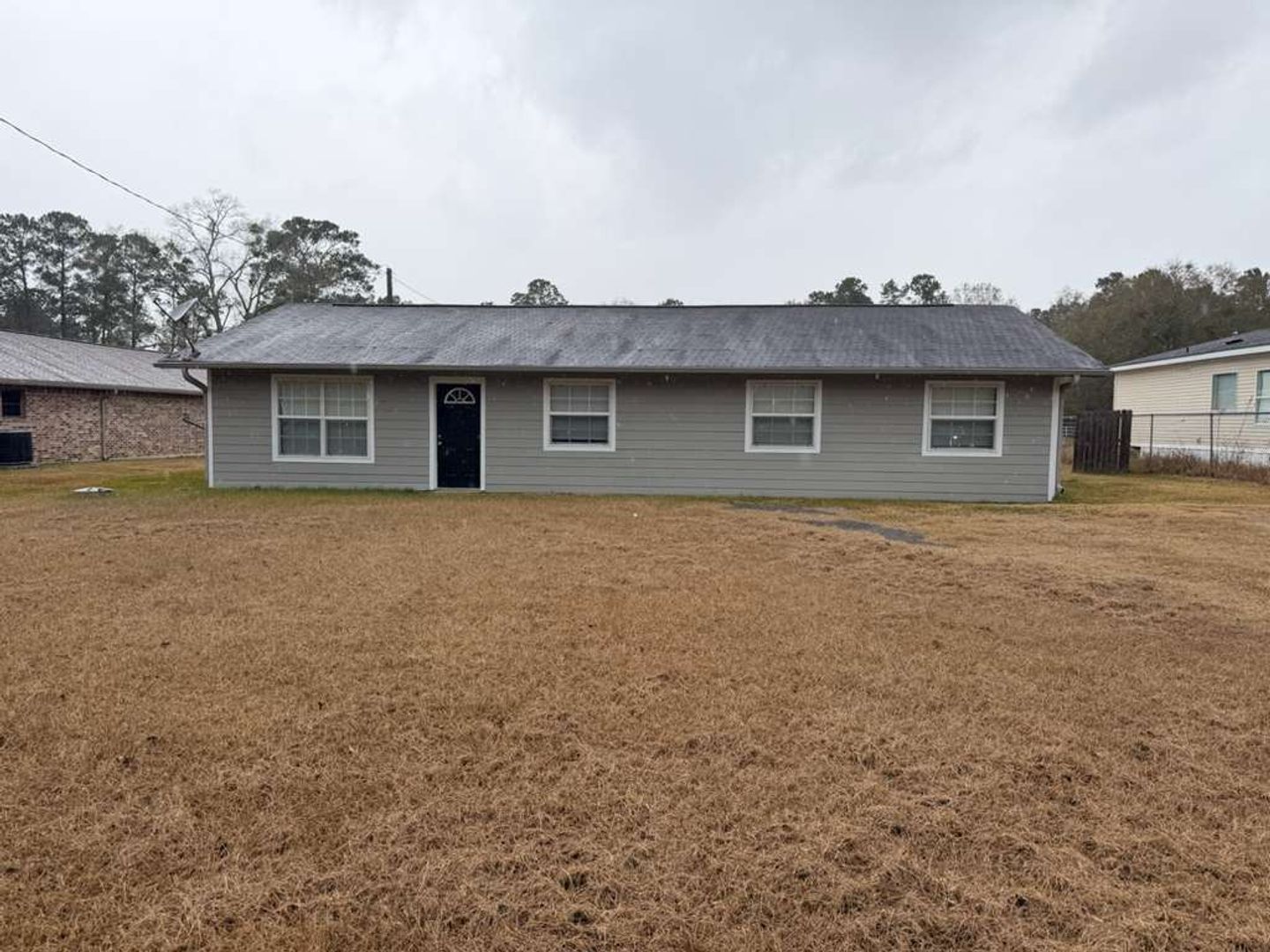 Lumberton House: 7545 Neely Rd