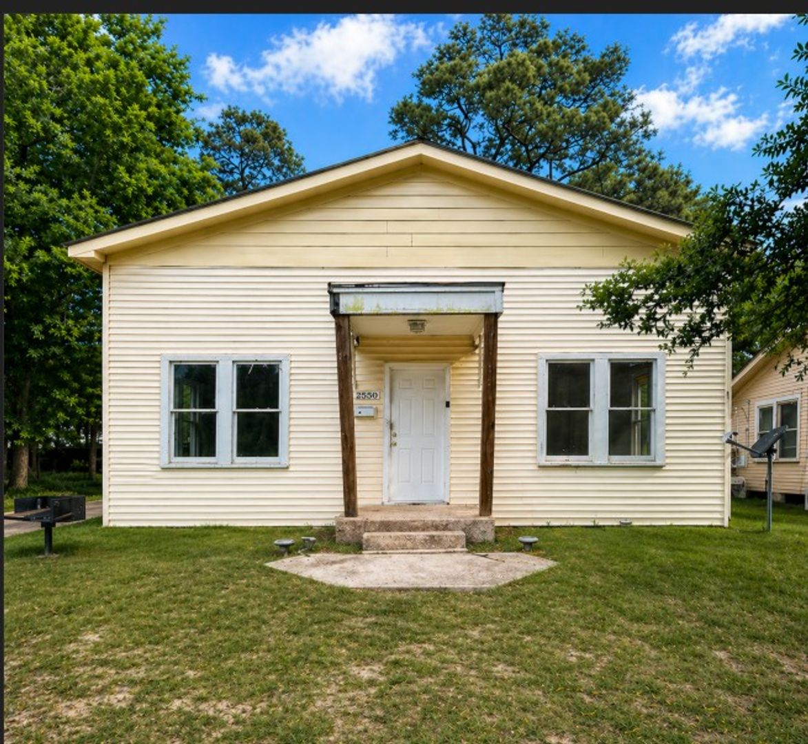 Beaumont House: 2550 Pierce St