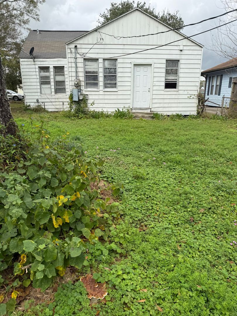 Port Arthur House: 2210 18th St