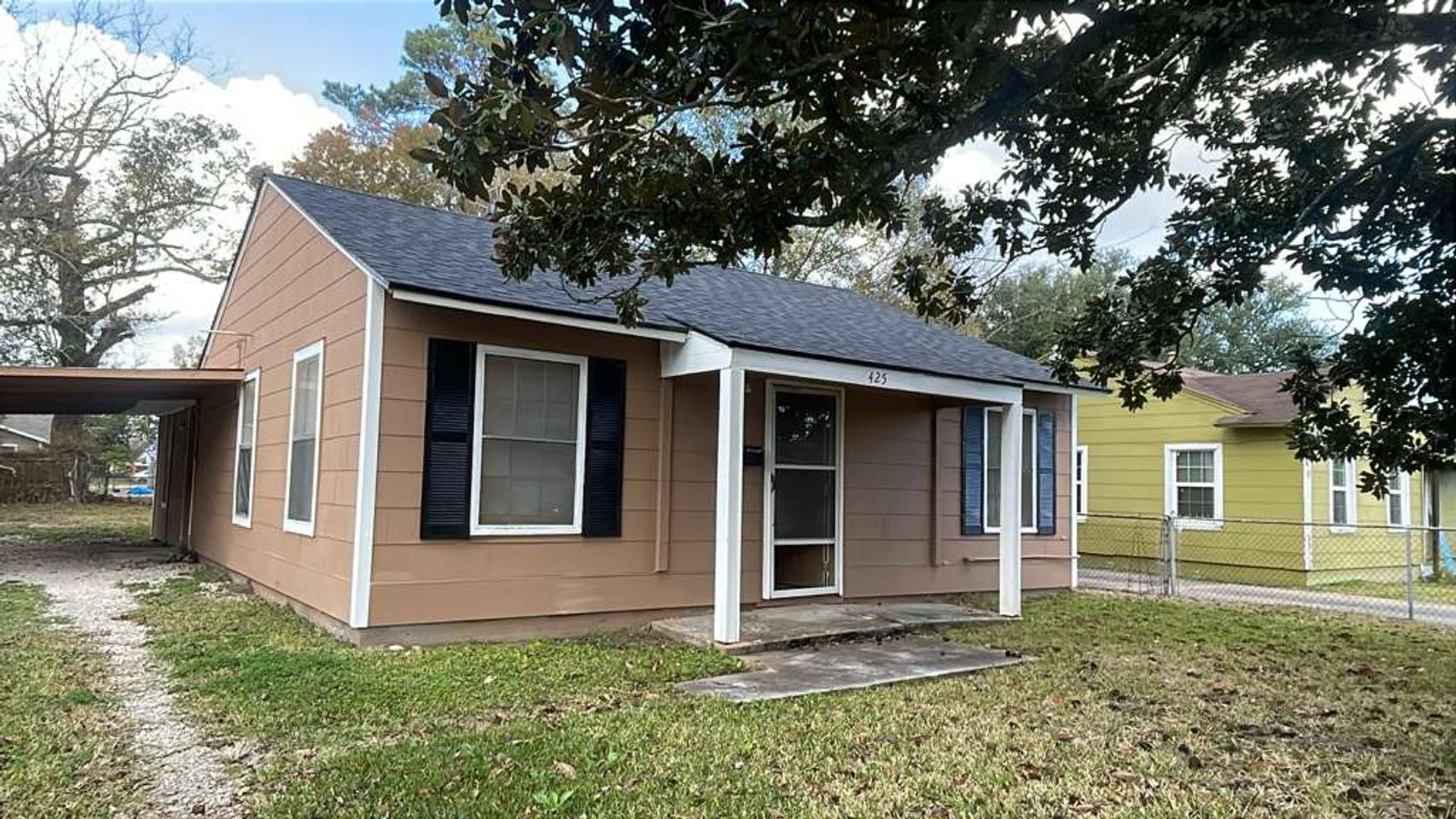 Beaumont House: 425 Garland St