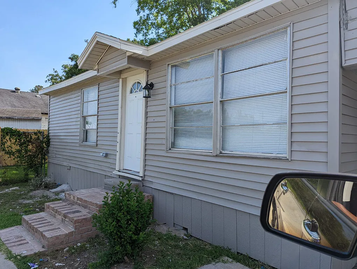 Beaumont House: 2975 San Jacinto