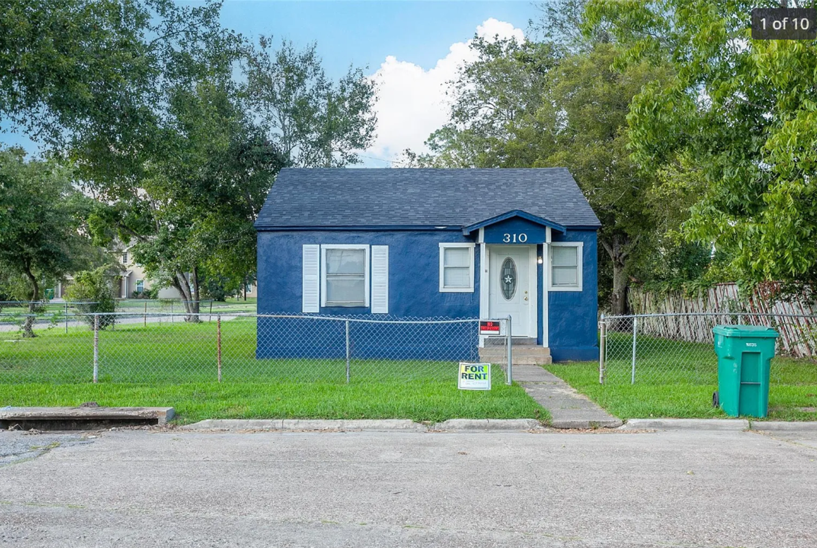 Orange House: 310 S Farragut Ave