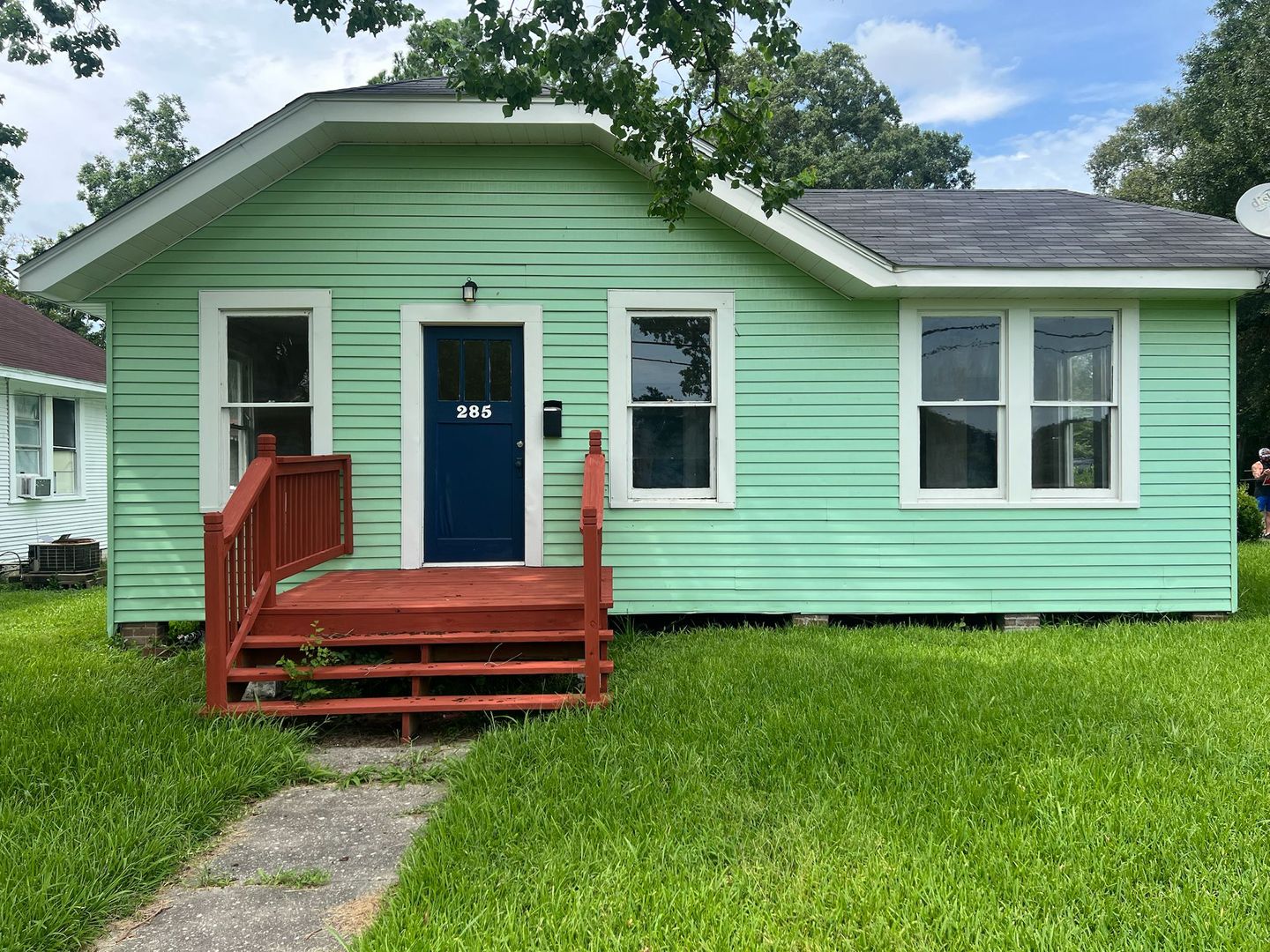 Beaumont House: 285 Adams Street