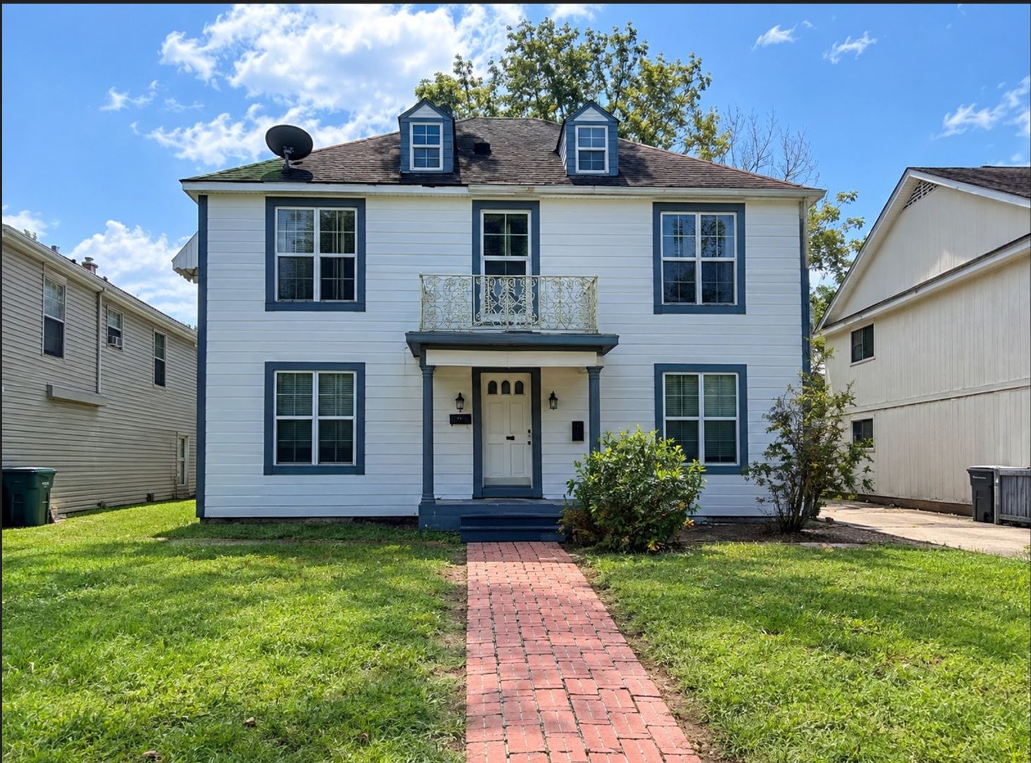 Beaumont Apartment: 2271 Harrison Ave
