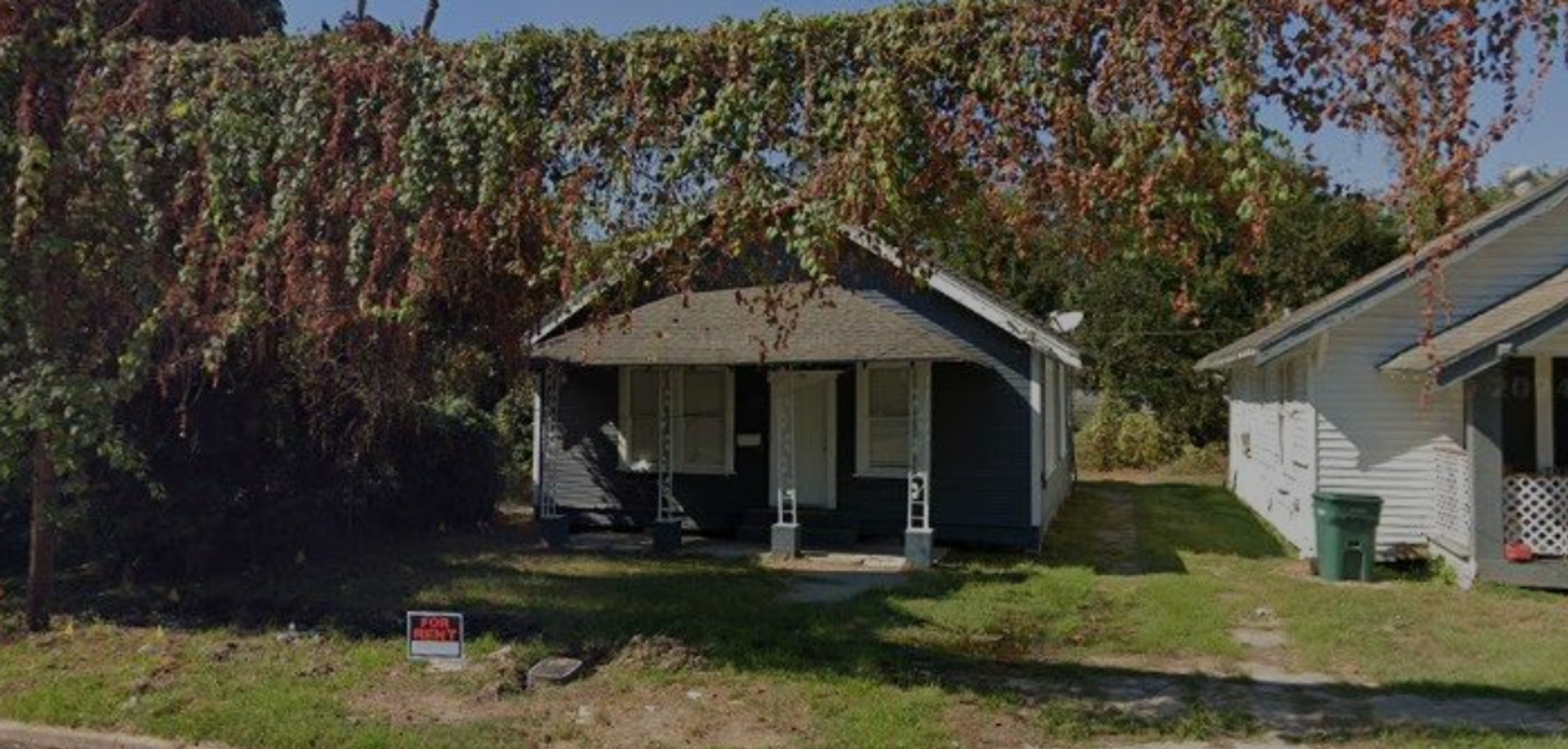 Beaumont House: 1380 Live Oak St