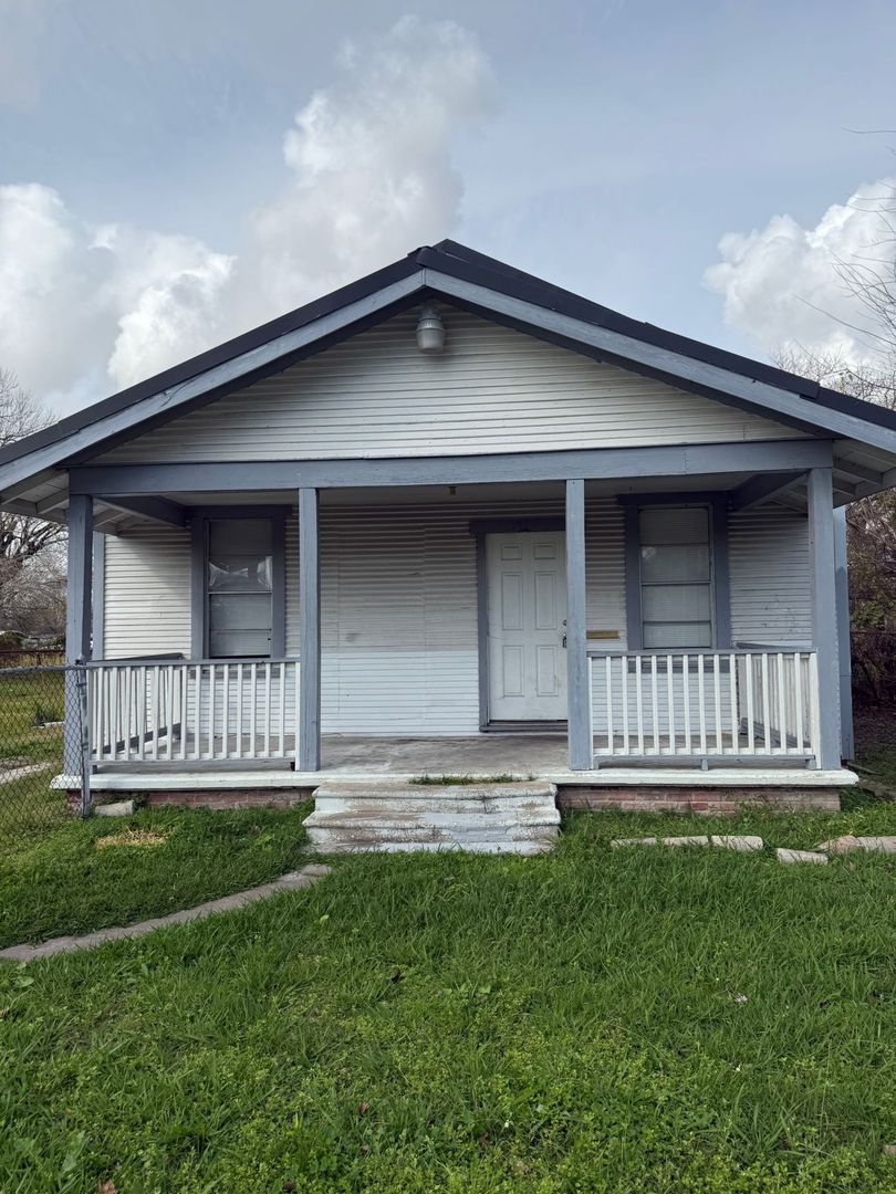 Port Arthur House: 1335 15th St
