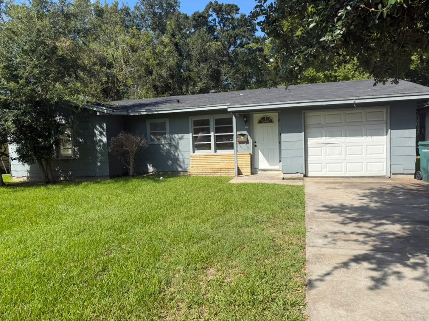 Beaumont House: 2515 N 10th St