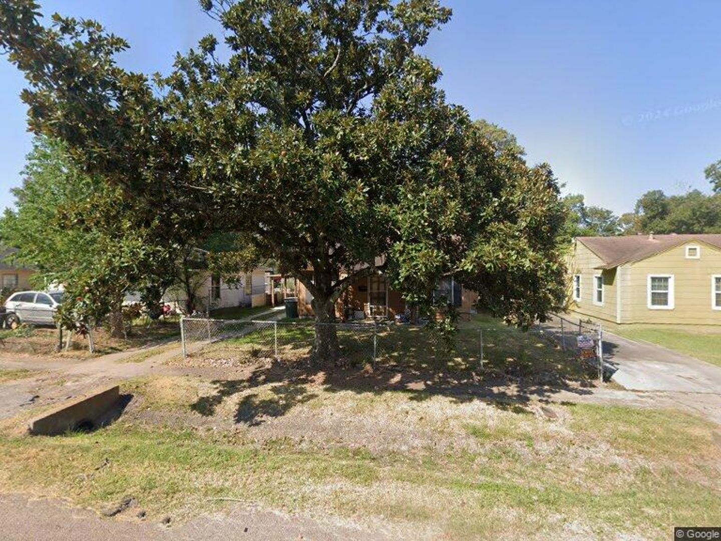 Beaumont House: 425 Garland St