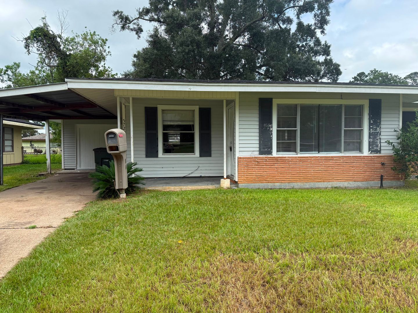 Beaumont House: 5720 Shivers Dr