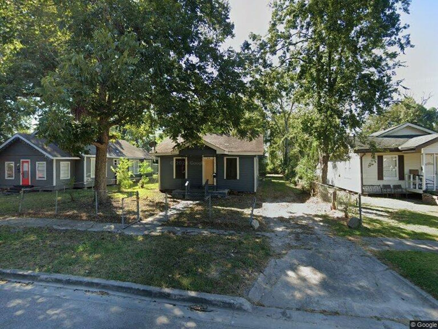 Beaumont House: 1951 Harrison Ave