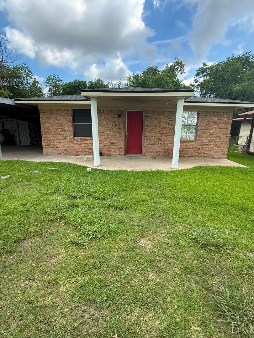 Nederland Apartment: 1107 S 16th St