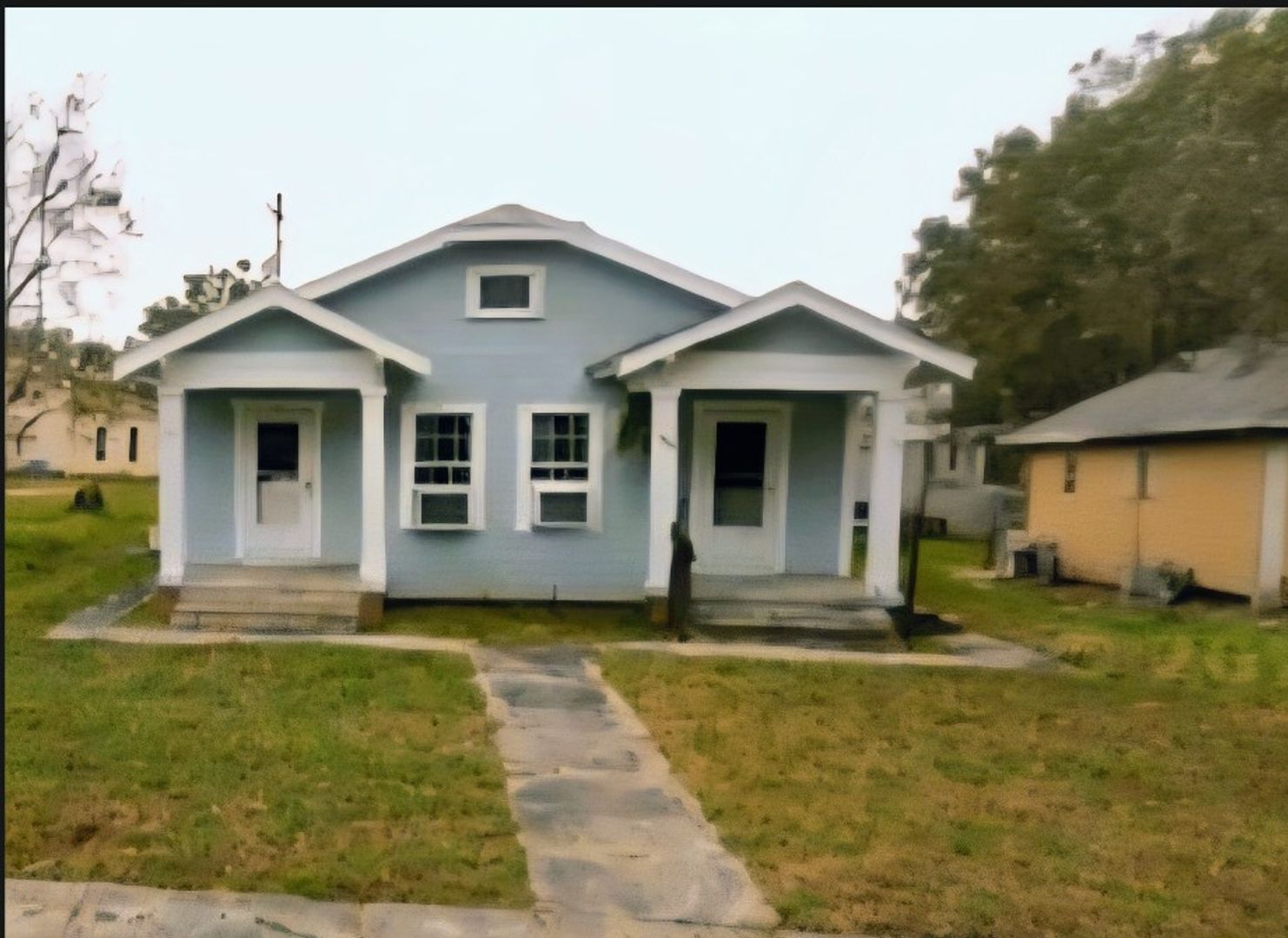 Port Arthur, House: 1834 10th St,