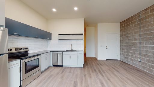 Meticulously Designed Urban Retreat in the Heart of Santa Fe Arts District – photo 1