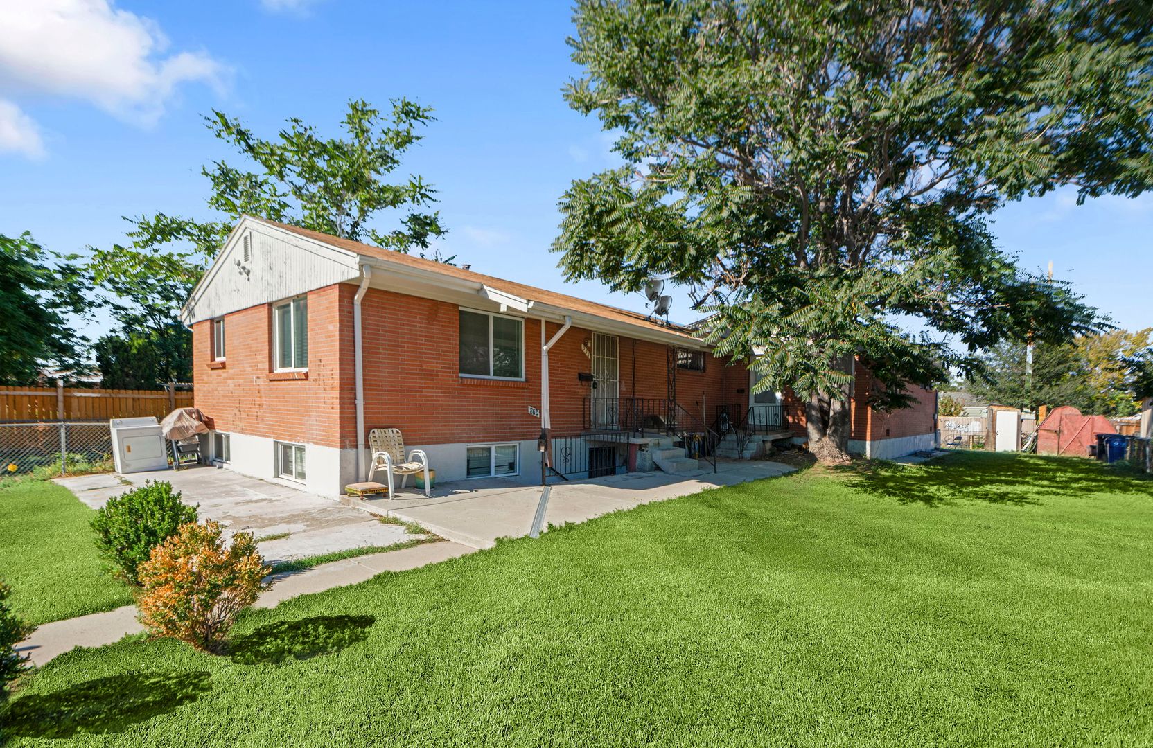 Denver Apartment: 975-977-979 S Lowell Blvd