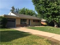 Littleton House: 436 W Peakview Ave
