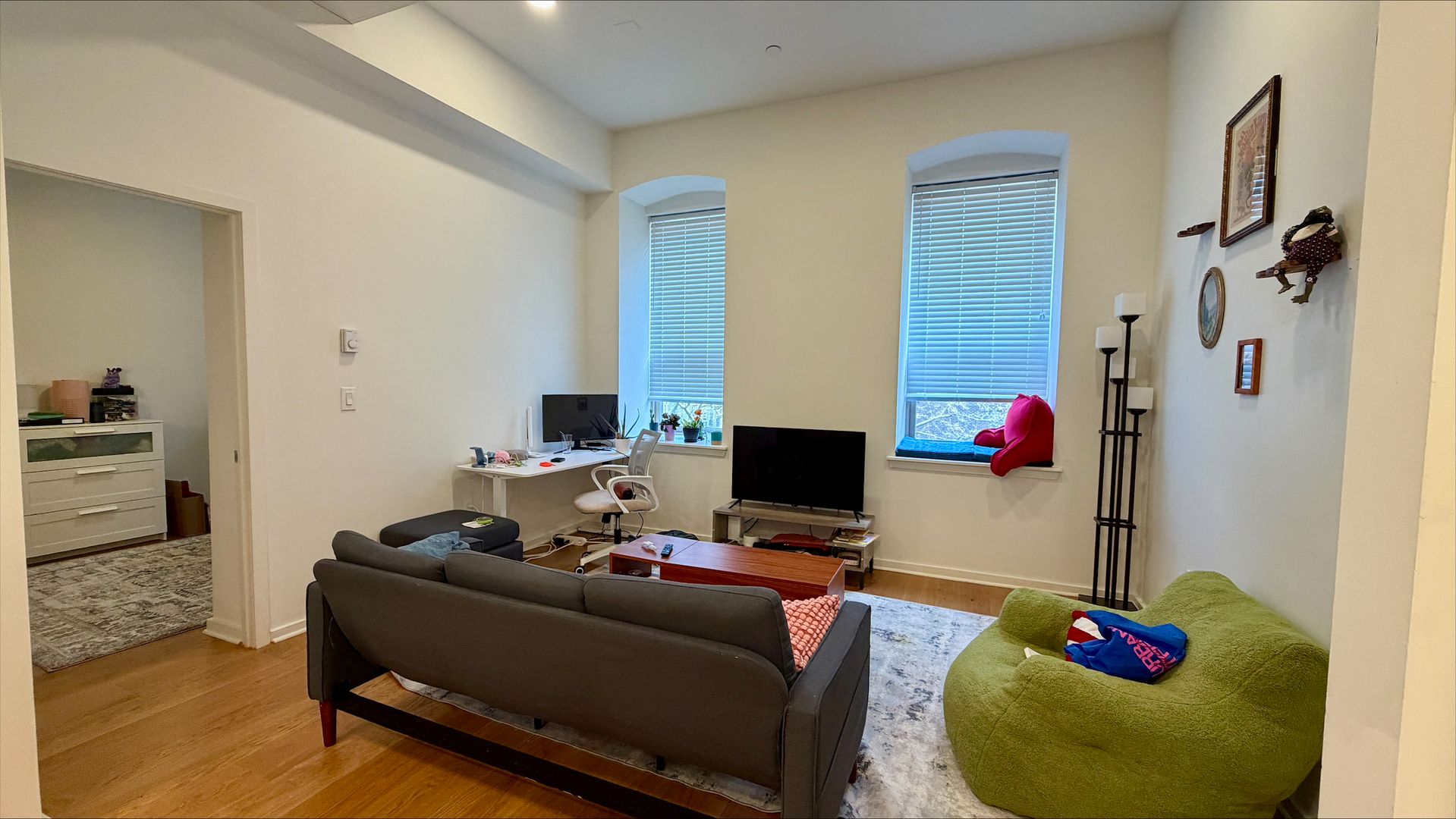 Philadelphia Apartment: 829 Spruce Street