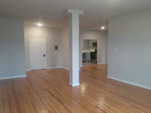Spacious Newly Renovated 3BR on 47th and Baltimore- Large Living Space! – photo 1