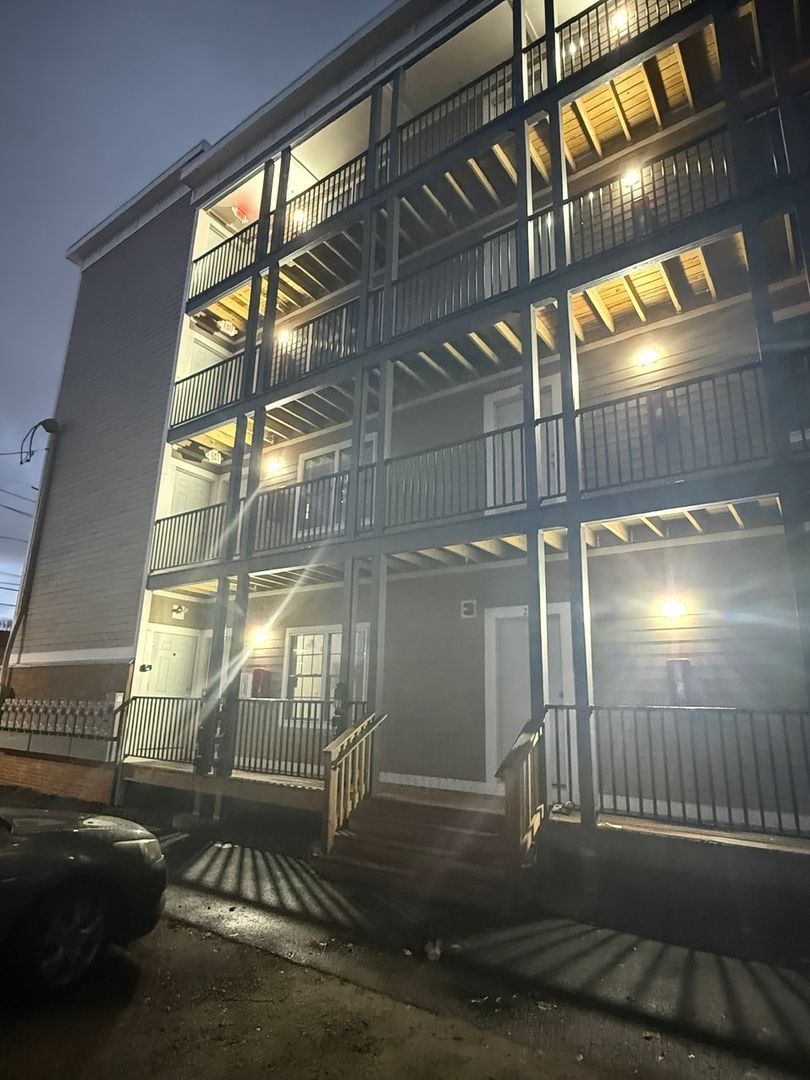 Providence Apartment: 547 Chalkstone Avenue