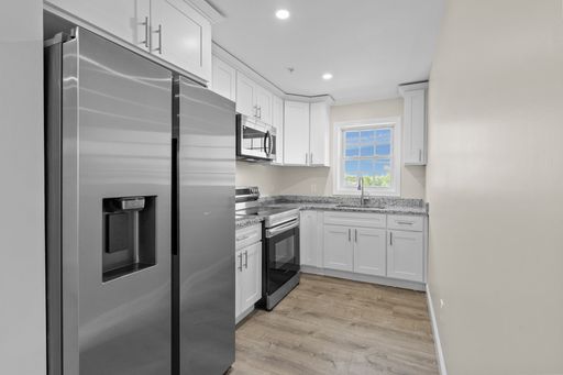 Modern 1 Bed, 1 Bath Apartment – Move-In Ready! – photo 1