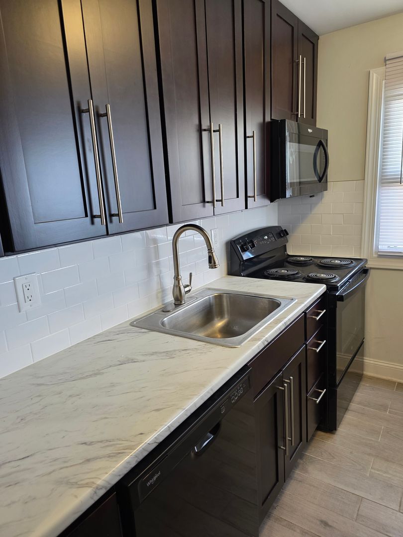 Phillipsburg Apartment: 461 Heckman St