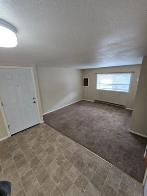 1BD/1BA Apartment Unit for Rent