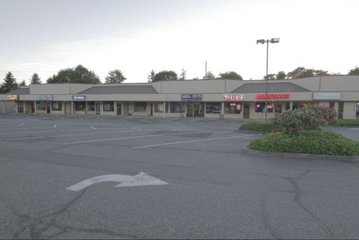 Prime commercial space for retail or office on State Ave in Marysville! – photo 1