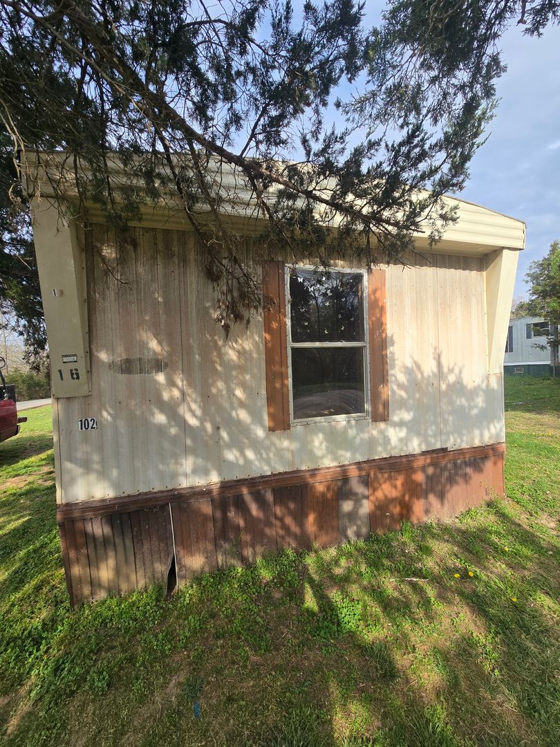 Poplar Bluff Apartment: 1067 CR-467