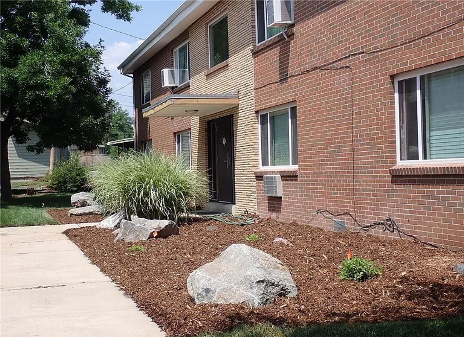 Lakewood Apartment: 715 Moore Street
