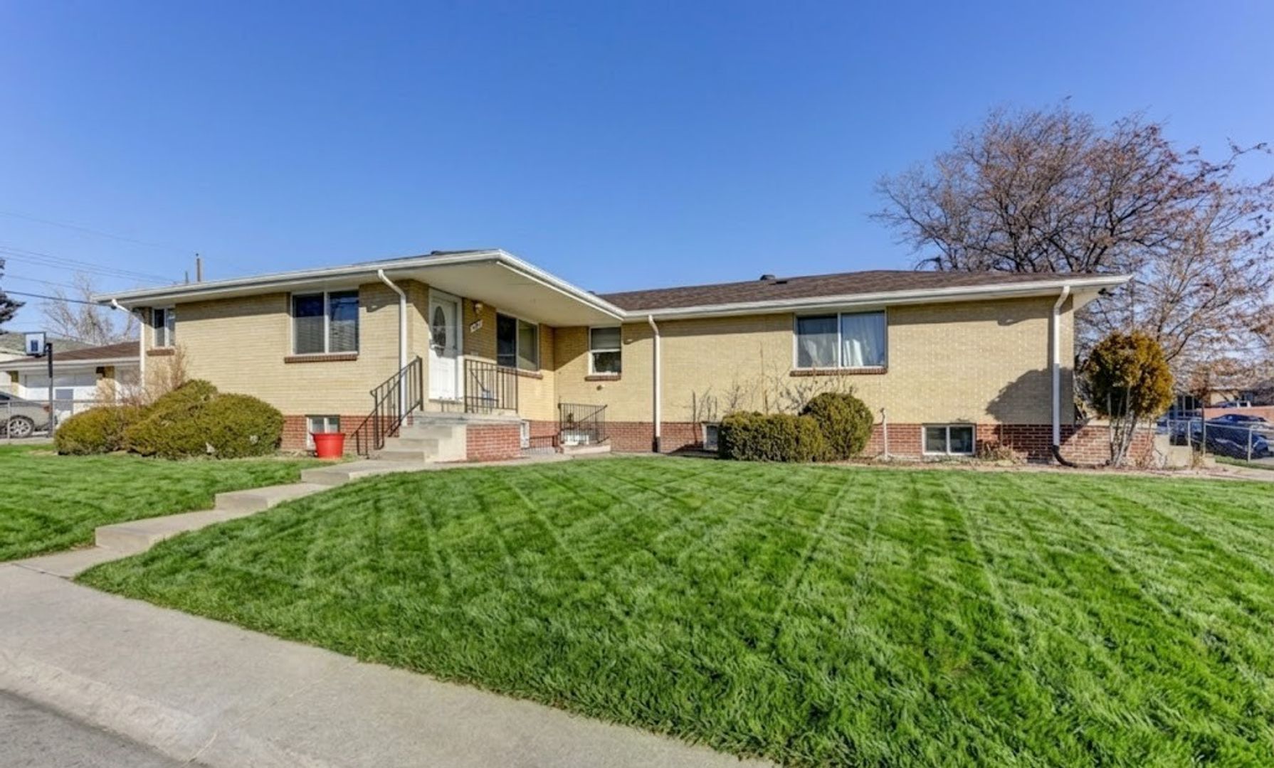 Denver Apartment: 901-903 N Wolff Street