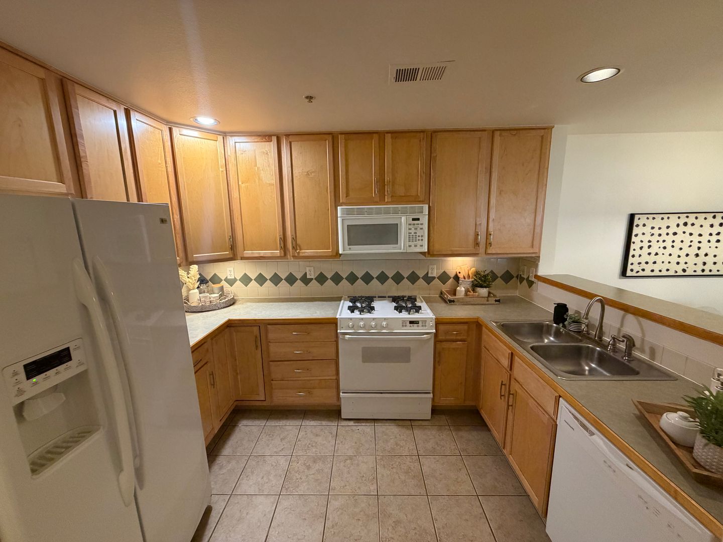 1575 Zamia Apt 2 — photo 6