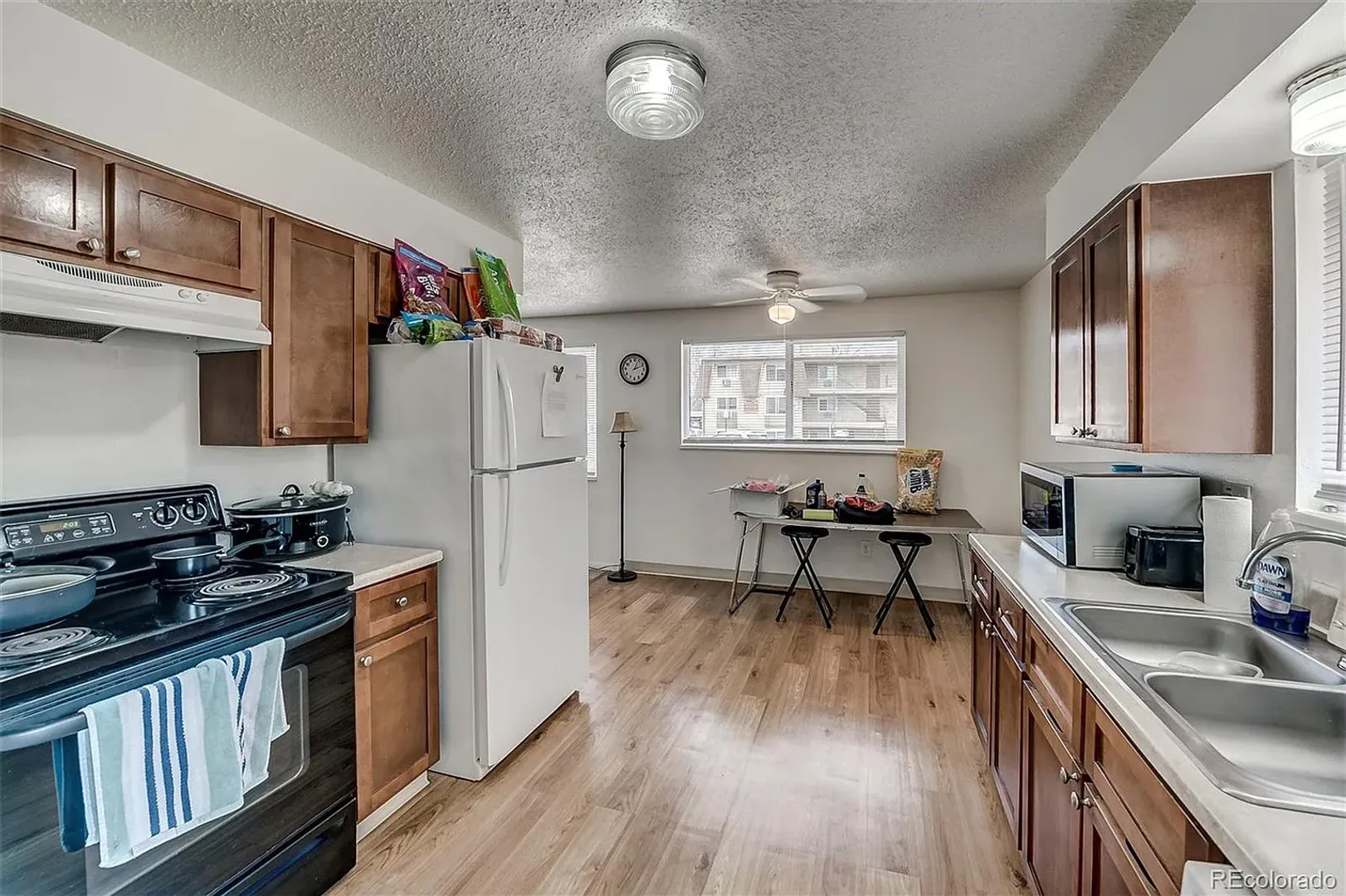 Longmont Apartment: 2025 Collyer Street