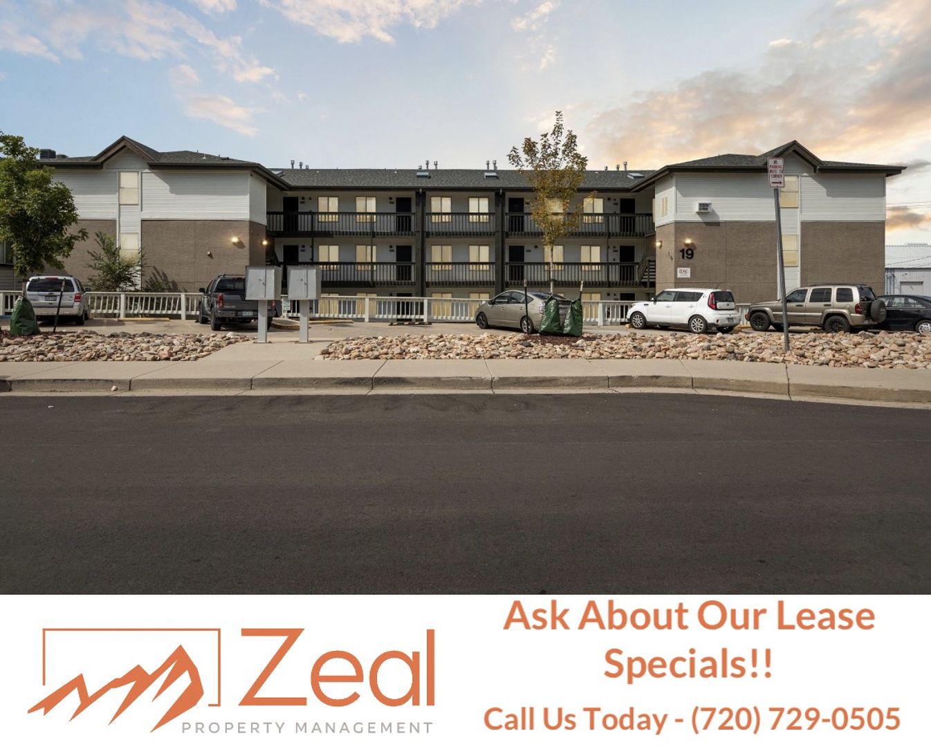 Castle Rock Apartment: 7 N Cantril Street