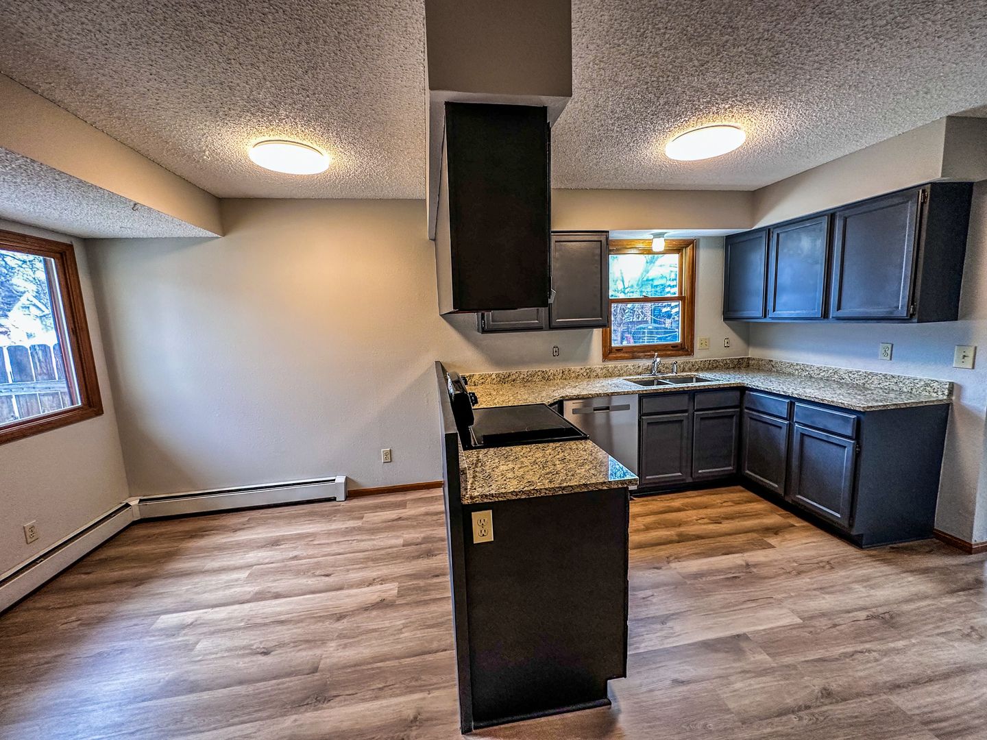 1438 Centennial Drive — photo 4
