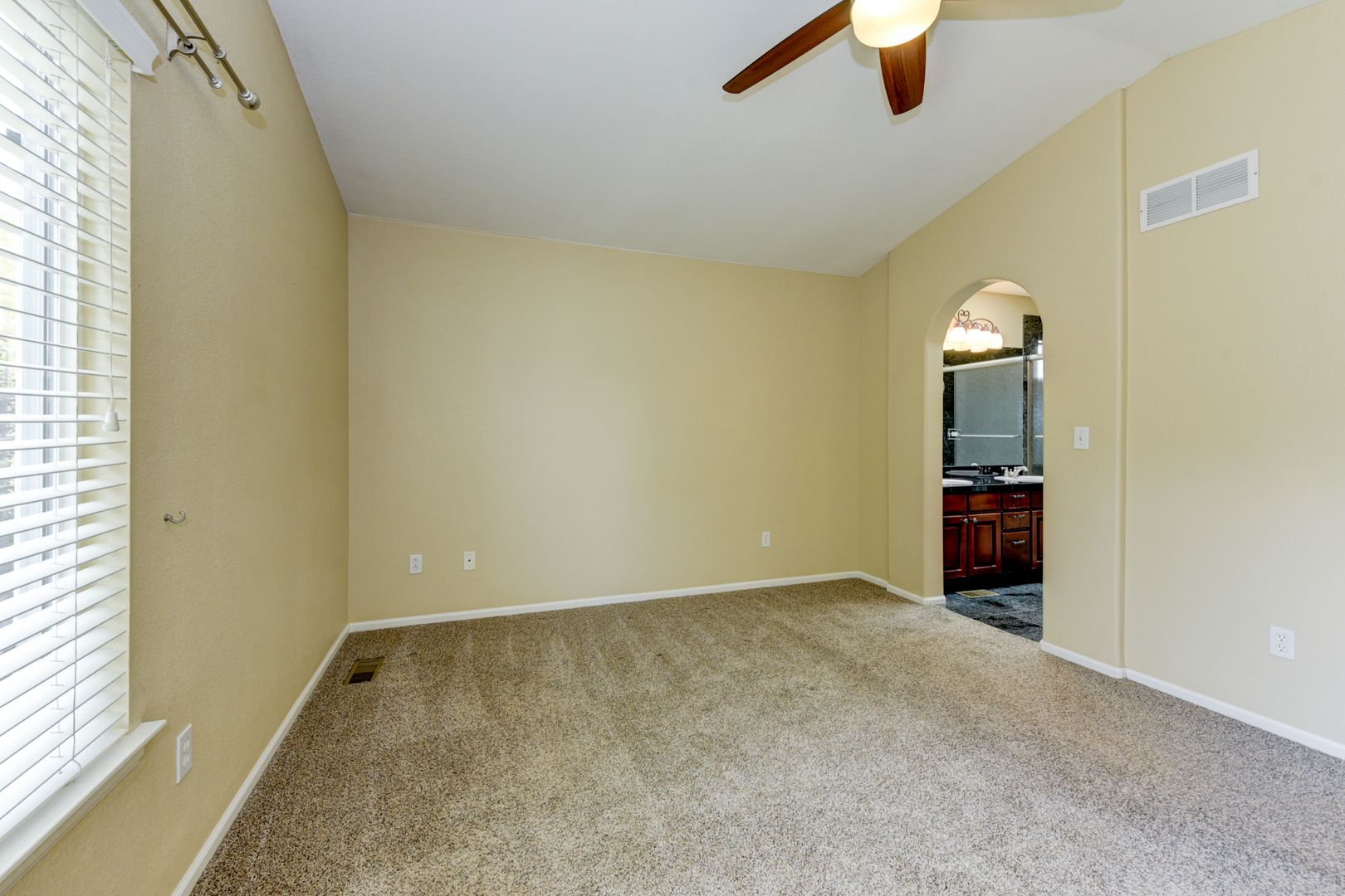 3898 Beasley Drive — photo 27