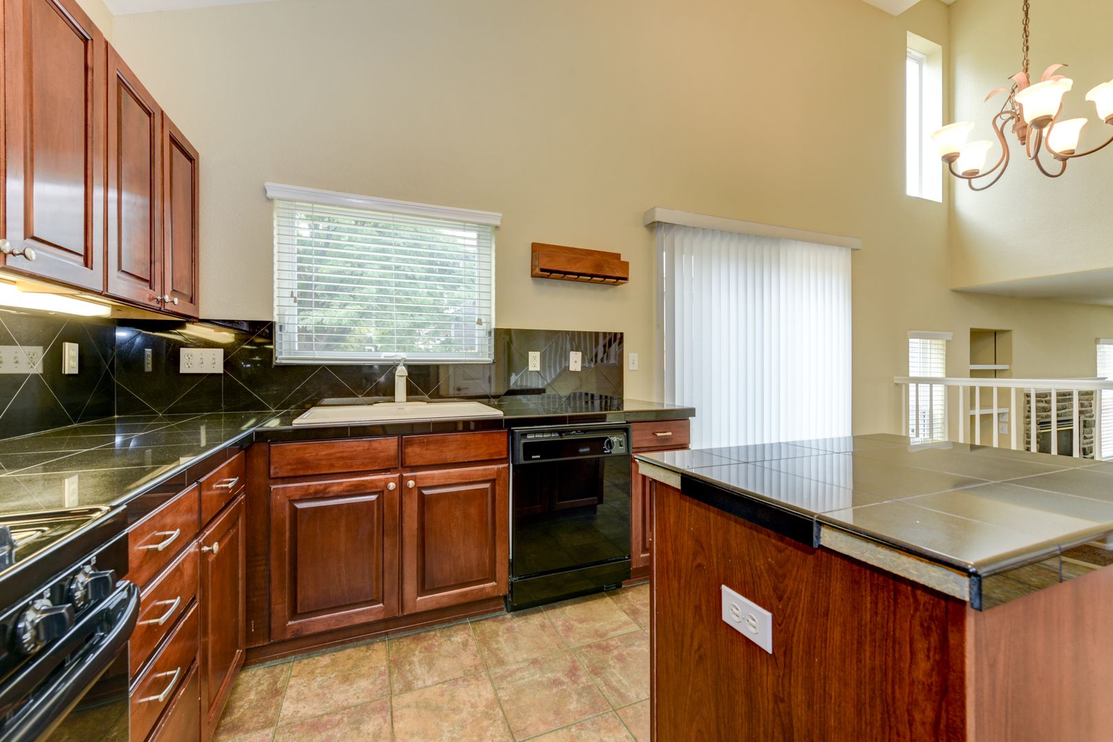3898 Beasley Drive — photo 9