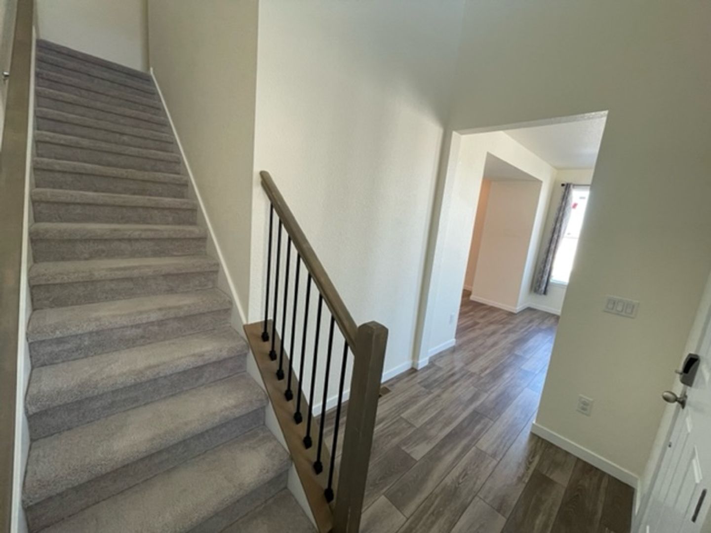 1547 Quest Aly — photo 9