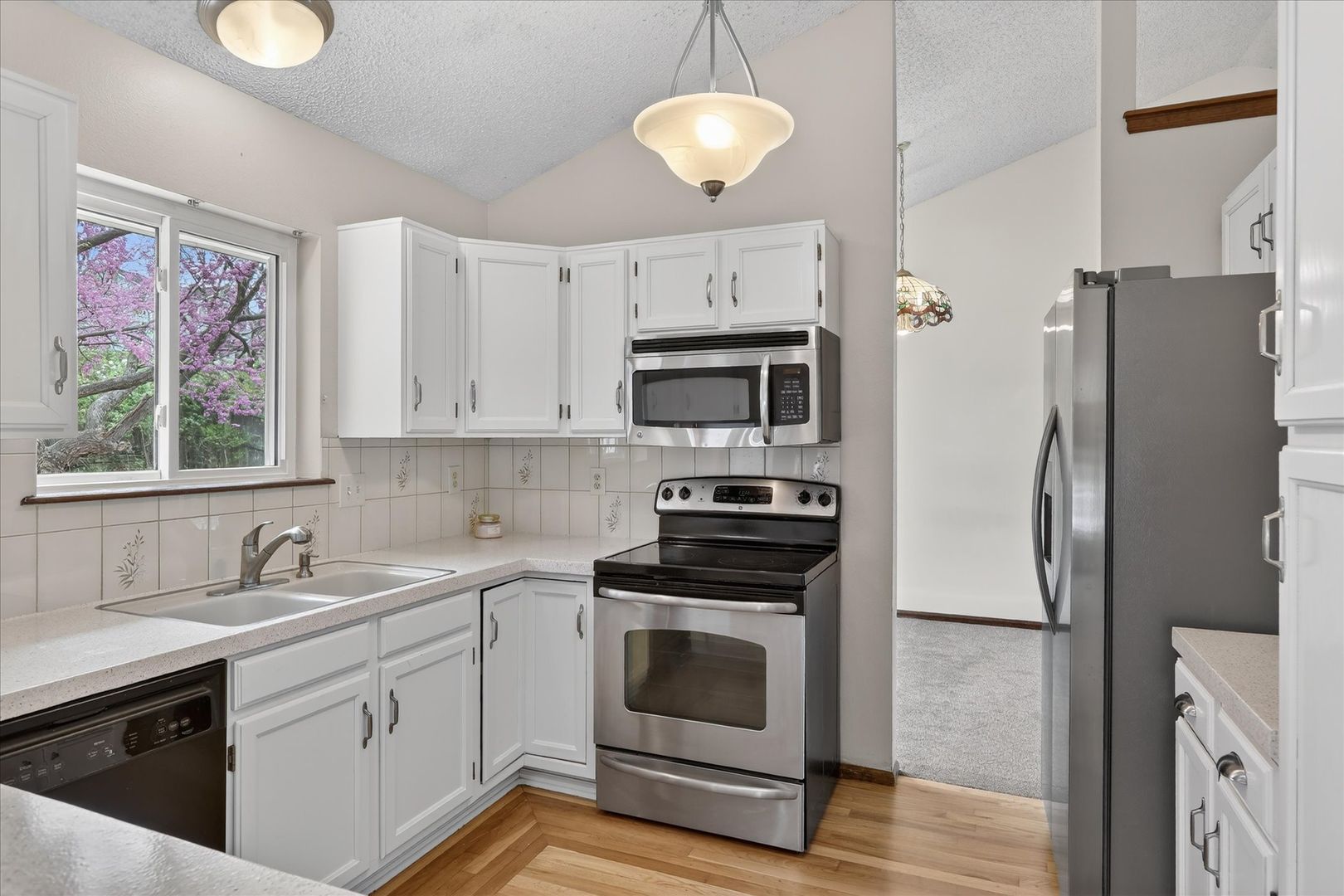 Longmont House: 1818 Lashley Street