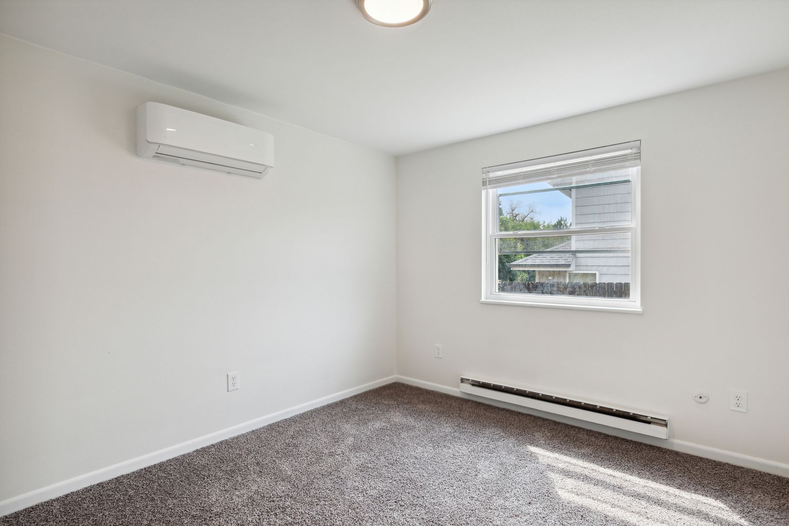 1421 Spruce Ave - 1421 — photo 14