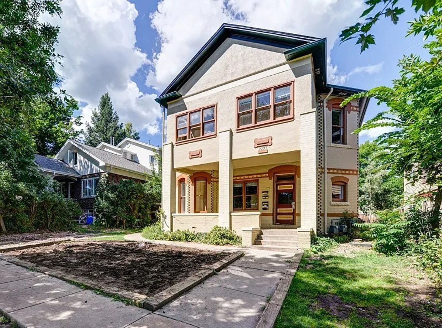 Boulder Apartment: 1037 12th Street