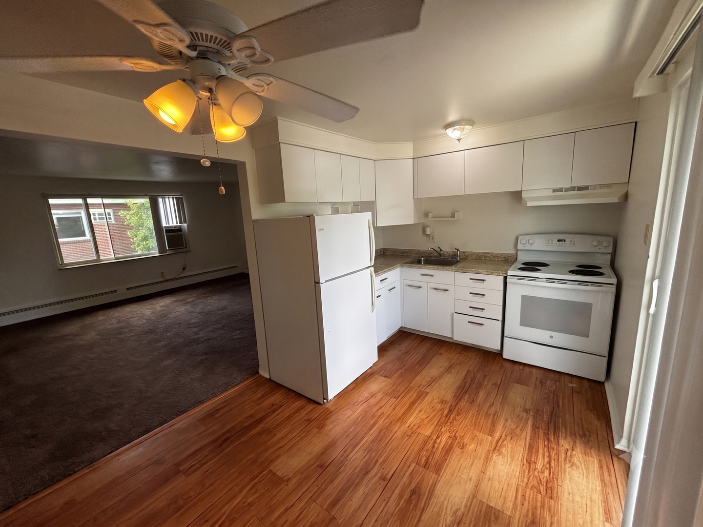 Lakewood Apartment: 715 Moore Street