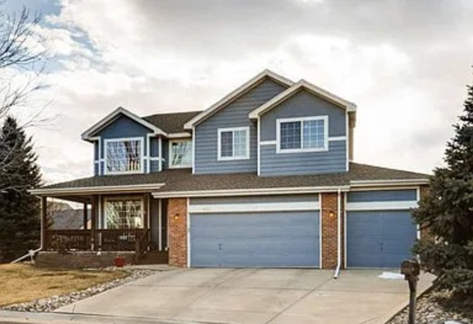 Broomfield House: 221 Summit Trail