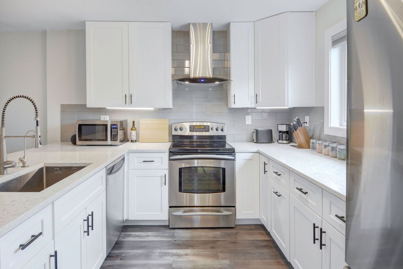 Updated Boulder Condo | Mountain Views, Private Sauna & 2-Car Garage