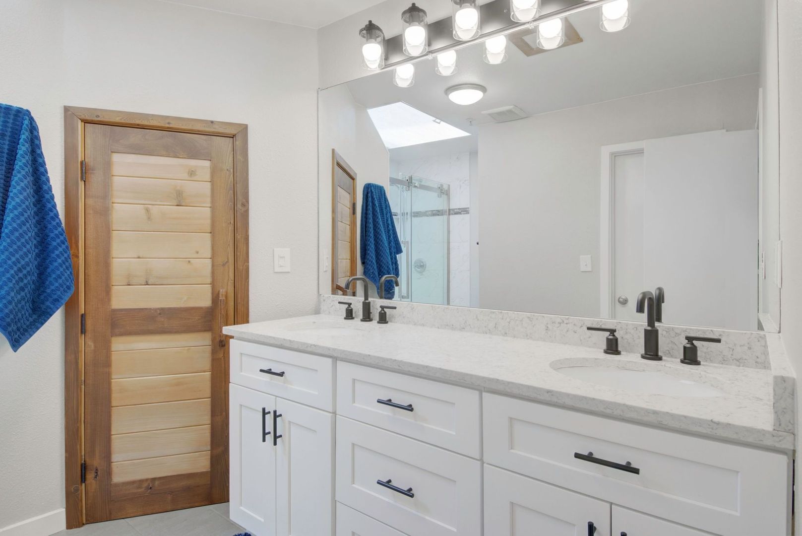 2938 Kalmia Avenue — photo 18