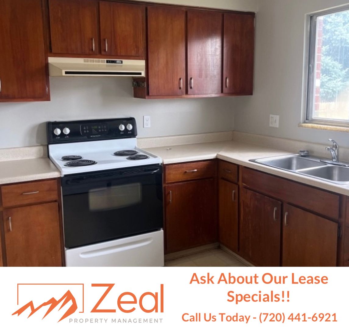 Longmont Apartment: 1014 W 17th Avenue