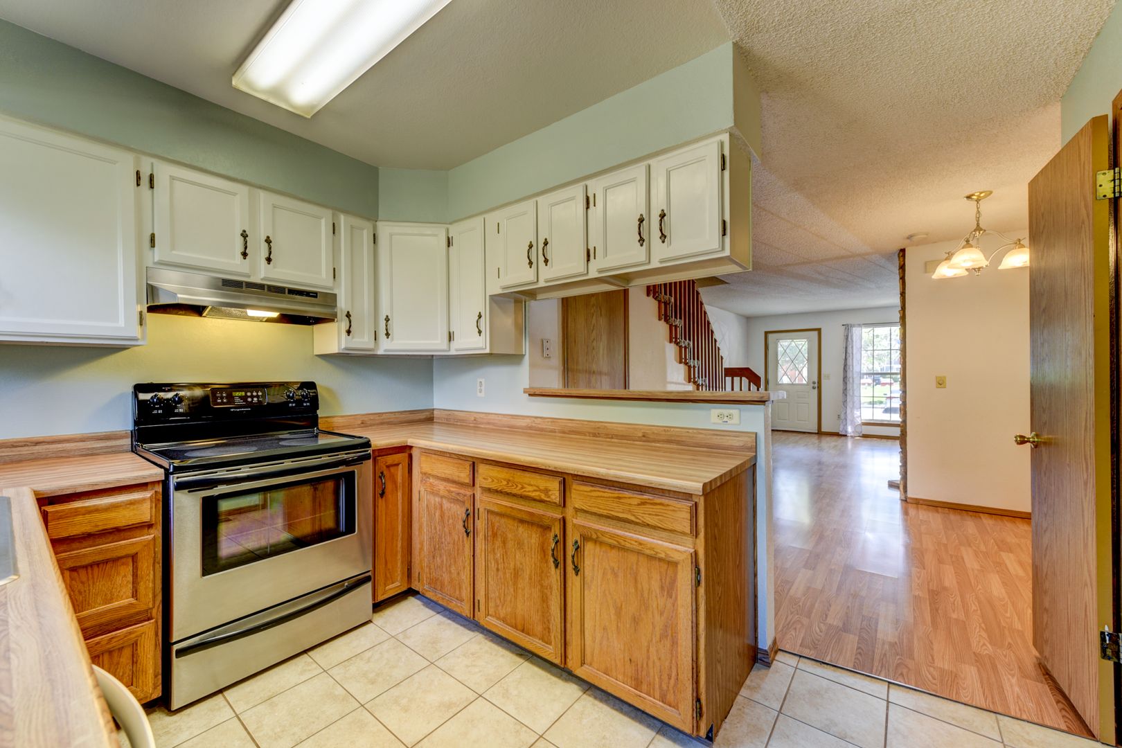 Lafayette House: 1051 Milo Circle